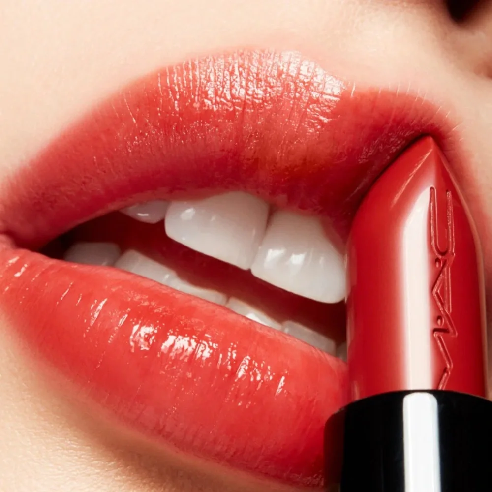 MAC Lustreglass Lipstick Chili Popper